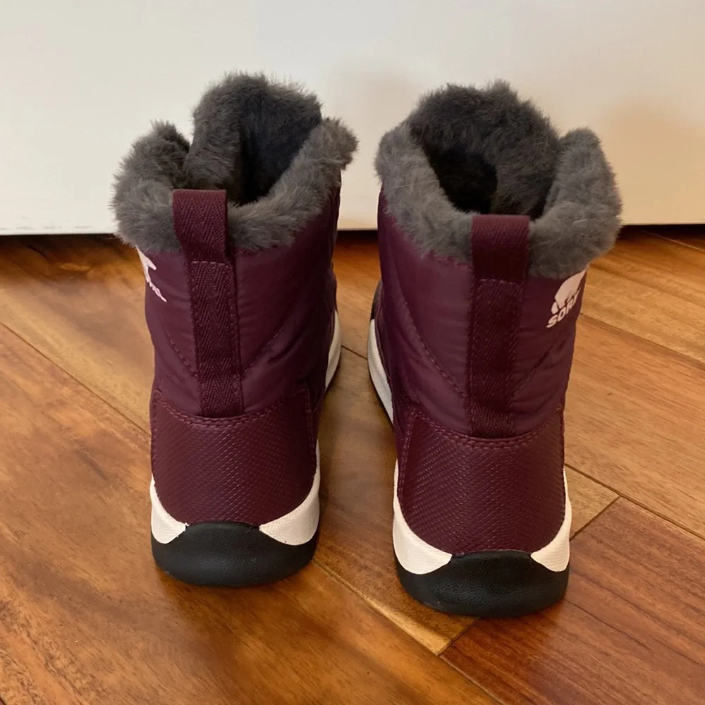 New UGG Whitney II Waterproof Sorel Boots w/ Pull Ties and Faux Fur Lining - Picture 3 of 6